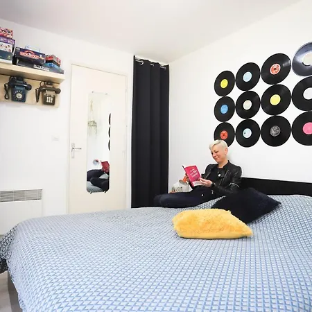 Le Retro Du Maraiscaux - Maison D'invites Homestay